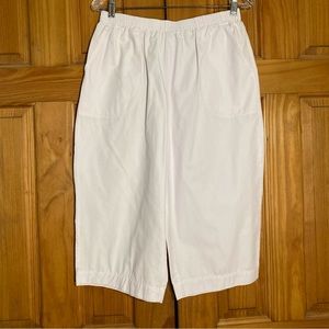 NWOT Blair Pull On Capri Pants Size 14
